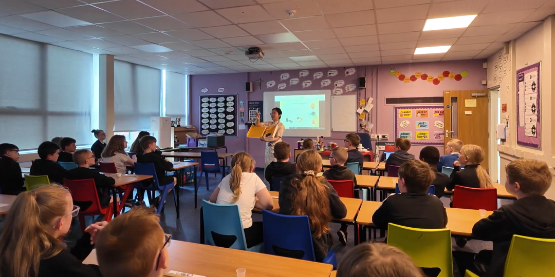 英国圣玛丽孔子课堂举办多场中国文化体验活动.png 图片